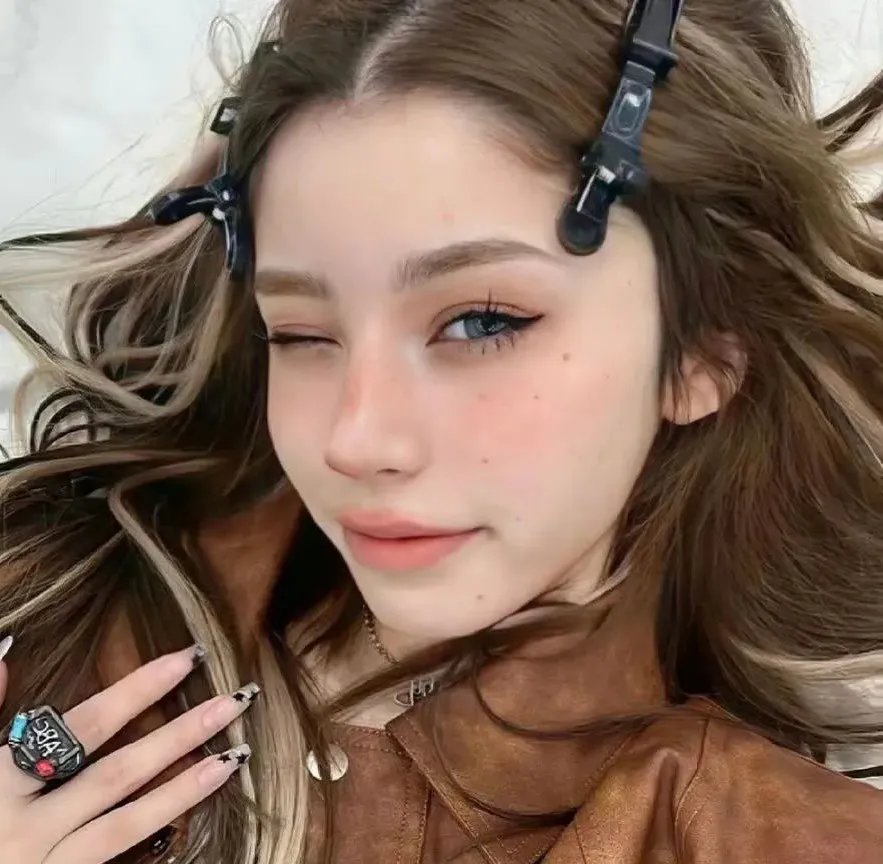 诡影直播间